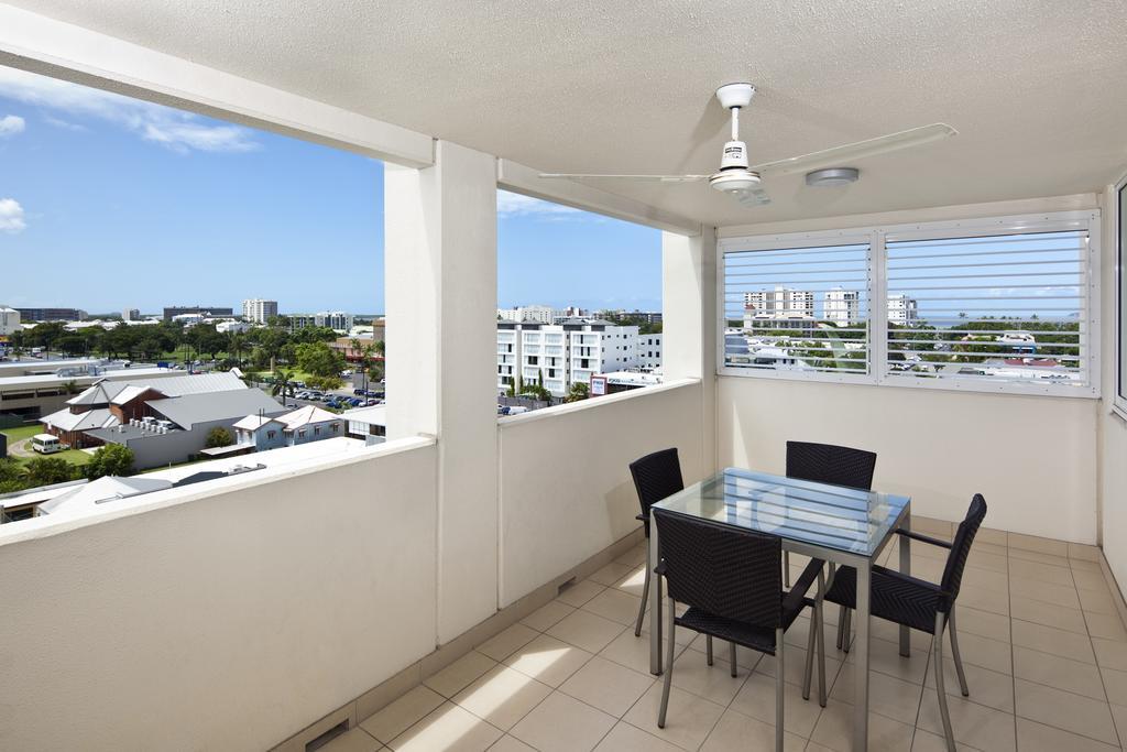 Cairns Central Plaza Apartment Hotel Official Restaurant foto